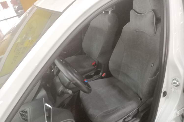 Used Toyota Corolla Cross 2023 Dual-Motor 2.0L Pioneer Edition
