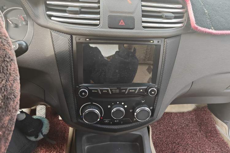 Used Wuling Hongguang 2015 1.5L S Basic Version China V Standard