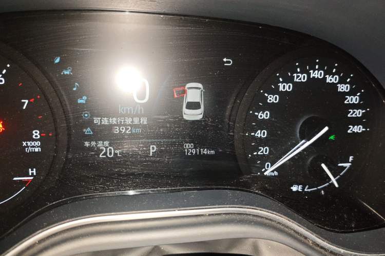 Used Toyota Avalon 2019 2.0L Luxury Edition China VI Standard Odometer Close Up