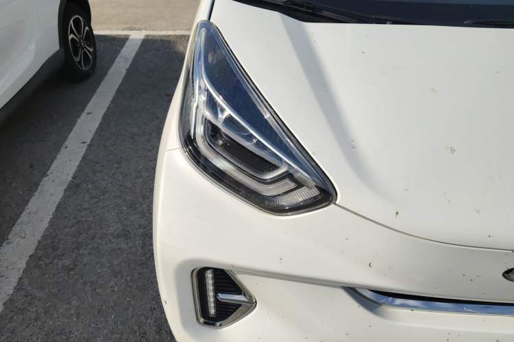 Used Chery QQ Little Ant 2024 Revised Edition Youth Version 251 km True Love Edition 23.99 kWh Right Front Headlight