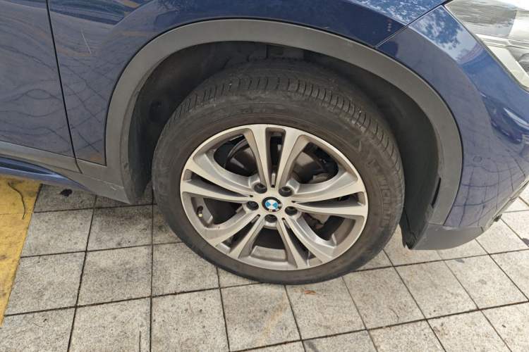 Used BMW X1 2016 sDrive18Li Luxury Model