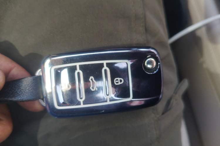 Used Mercedes-Benz GLC 2019 Facelift GLC 260 L 4MATIC Luxury Model
