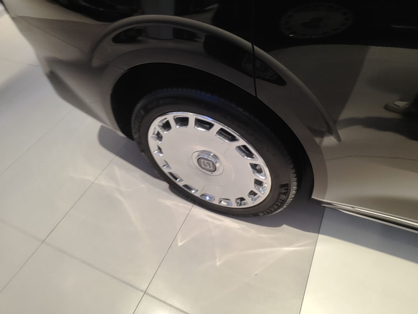 Zeekr 009 2024 GAC Trumpchi — снимка 11