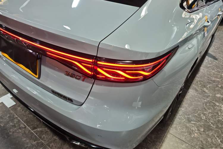 Used Chery Arrizo 8 PRO 2025 Model Pro 2.0T Luxury Version
