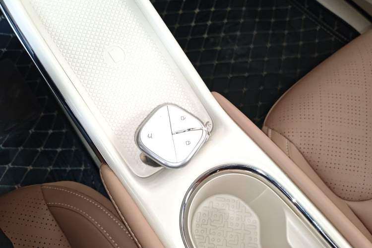 Used Wuling Bingo 2025 410 km Lingxi Deluxe Edition Vehicle Key