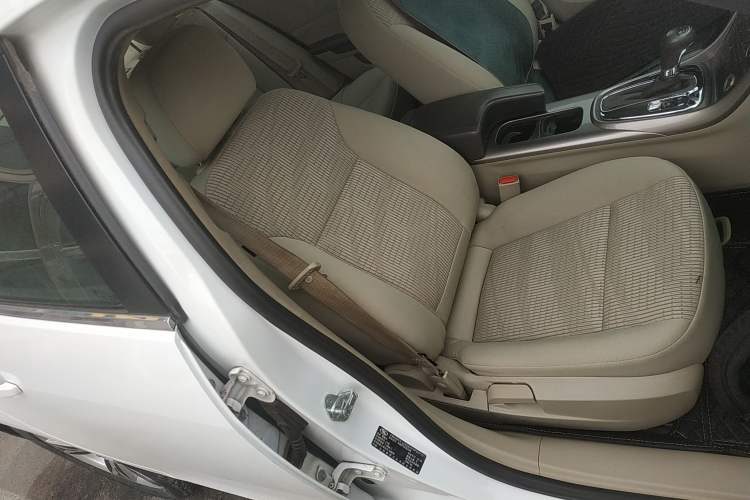 Used Chevrolet Malibu 2014 2.0L Automatic Comfort Edition