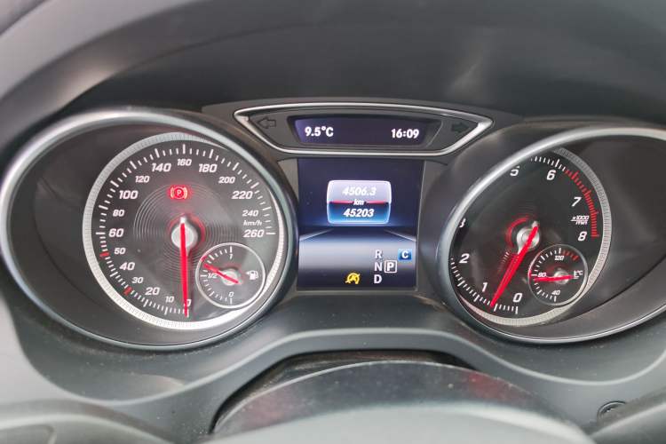 Used Mercedes-Benz GLA 2018 GLA 200 Fashion Model