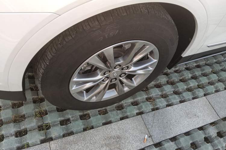 Used Cadillac XT5 2022 2.0T Four-Wheel Drive Luxury Version