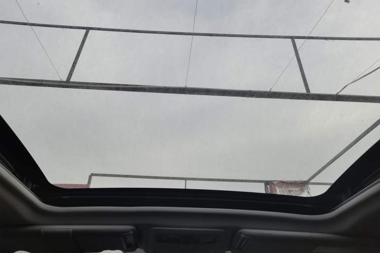 Used Subaru Forester 2015 2.0i Special Edition Commemorative Model
