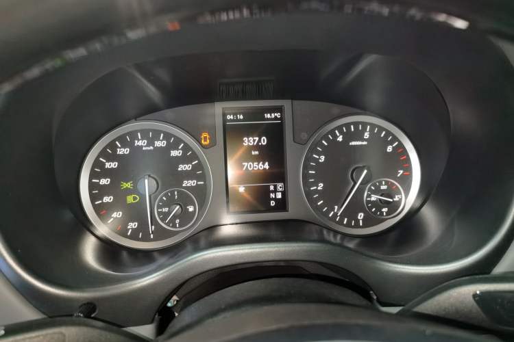 Used Mercedes-Benz Vito 2020 2.0T Elite Version 7 Seats