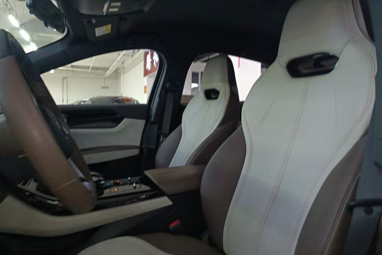 Used BYD Qin PLUS 2023 Champion Edition DM-i 55KM Leading Model Headliner