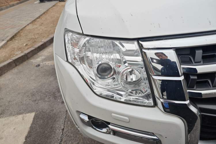 Used Mitsubishi Pajero 