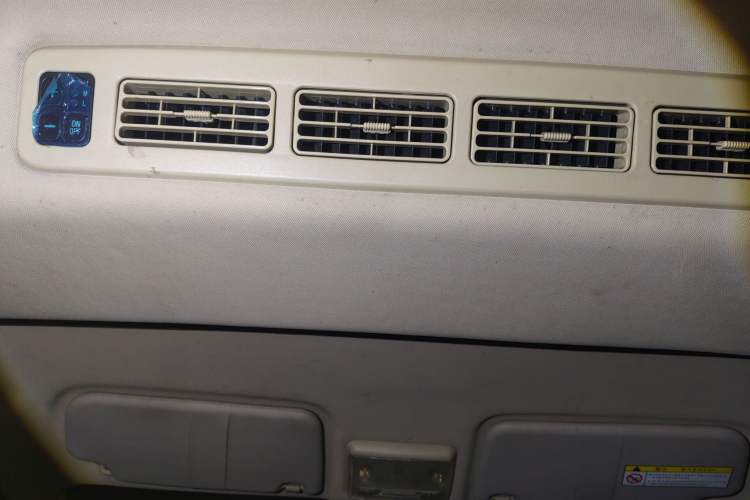 Used Dongfeng Fengon 370 2016 1.5L Manual Luxury 7-Seater
