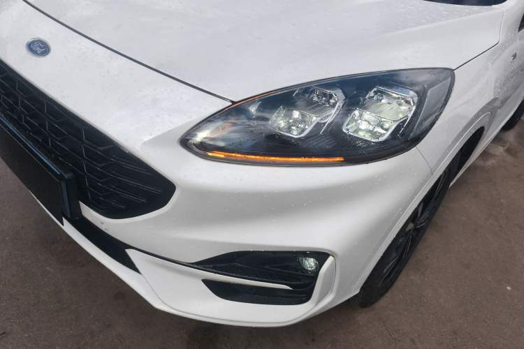 Used Ford Escape 2020 EcoBoost 245 Four-Wheel Drive ST-LINE Deluxe Edition