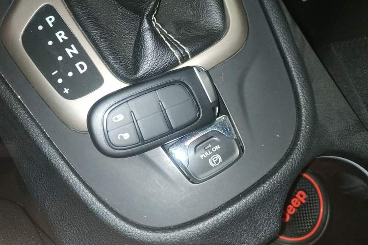 Used Jeep Cherokee 2017 2.0L Superior Edition