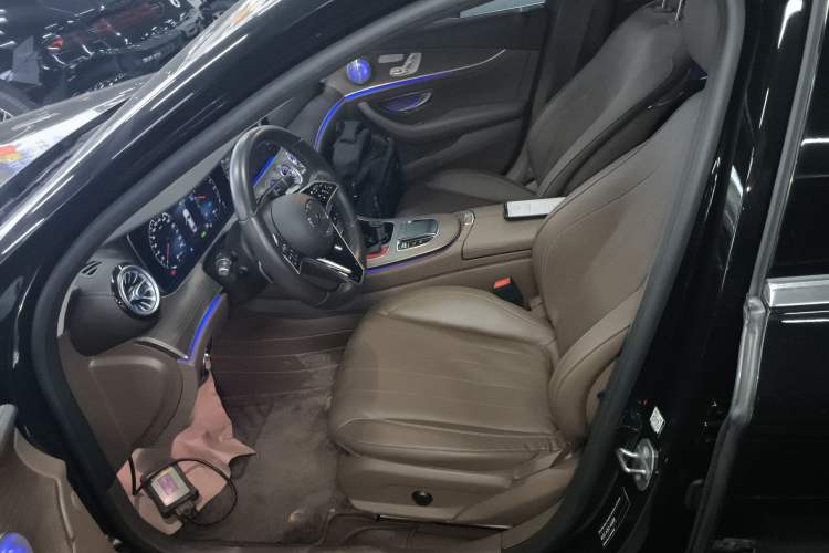 Used Mercedes-Benz E-Class New Energy 2022 Restyled E 350 e L Plug-in Hybrid Sports Sedan Left Front Seat