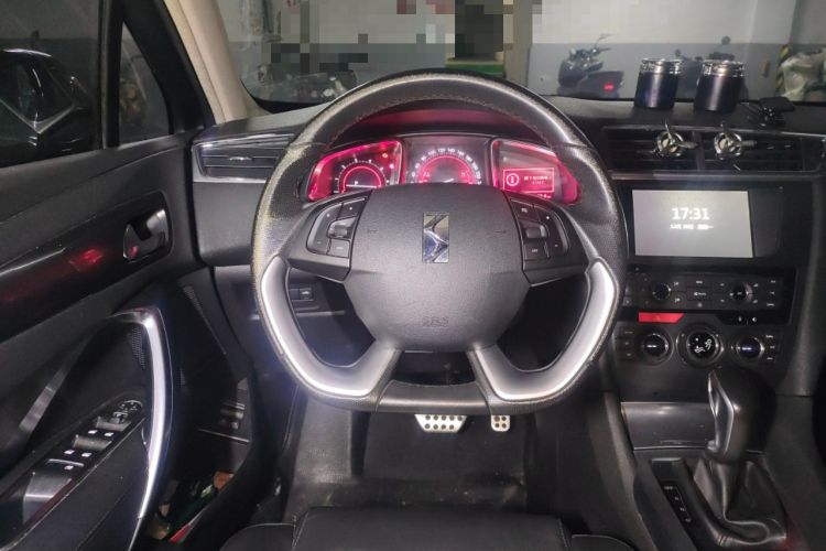 Used DS 6 2014 1.6T Luxury Edition THP200