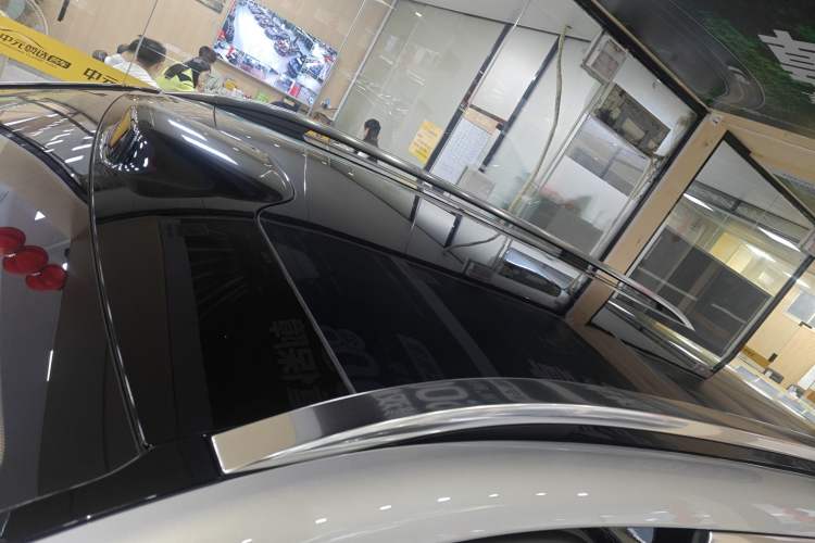 Used Hima AITO M9 2025 Extended-Range Ultra Version 52 kWh 6-Seater Roof