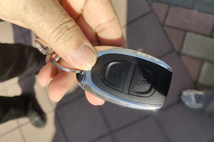 Used SAIC MAXUS G10 2014 2.0T Automatic Luxury Executive Edition