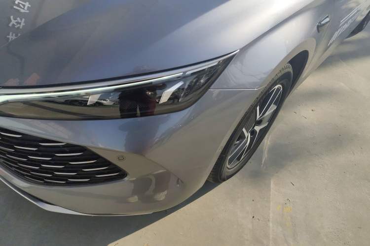 Used BYD Qin L 2025 DM-i Smart Drive 120KM Superior Model