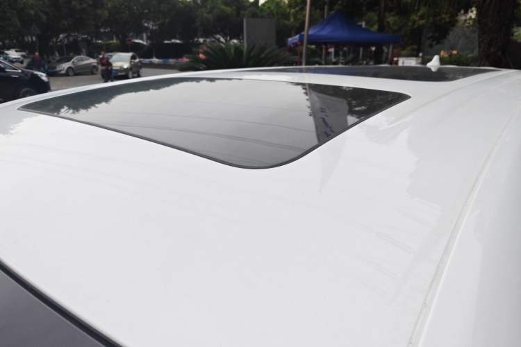 Used Denza D9 2022 DM-i 1040 Prestige Model