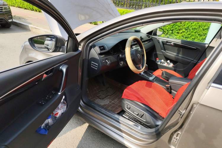 Used Volkswagen Magotan 2013 1.8TSI Luxury Model Driver Seat