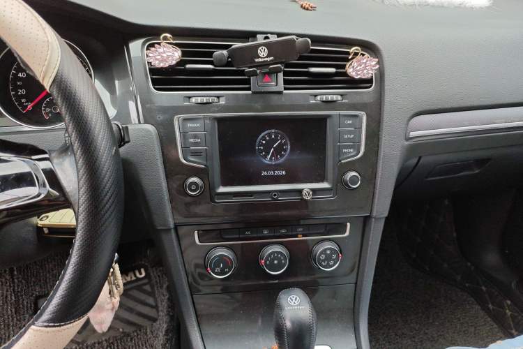 Used Volkswagen Golf 2017 230TSI Automatic Comfort Edition – Celebrating Milestone of One Million Units
