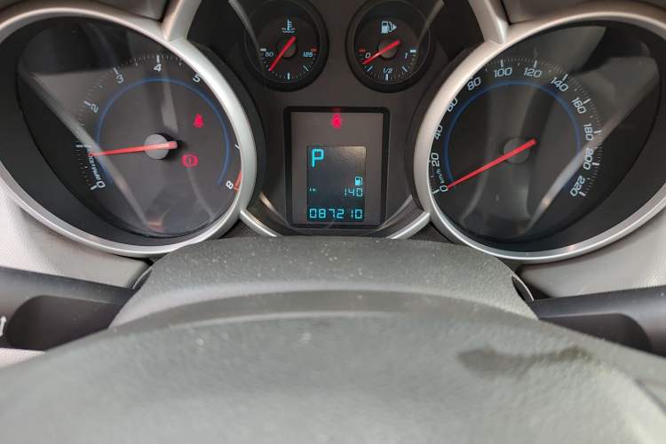 Used Chevrolet Cruze 2014 1.6L SL Millionth Anniversary Edition AT
