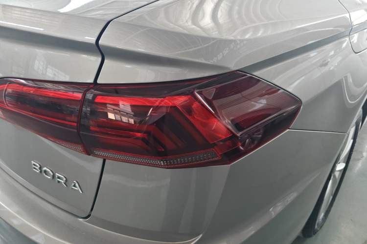 Used Volkswagen Bora 2021 1.5L Automatic Elite Smart Connect Edition Exterior 3