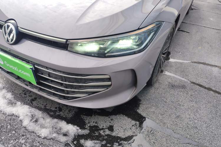 Used Volkswagen Passat 2025 Pro 380TSI Dragon Supreme Edition