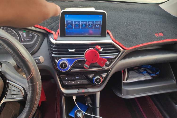 Used CHANGAN Alsvin 2019 1.5L DCT Comfort Model China VI Standard