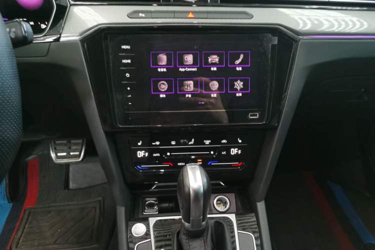 Used Volkswagen Magotan 2023 2 Million Units Limited Edition 330TSI DSG Leading Version Audio And AC Panel