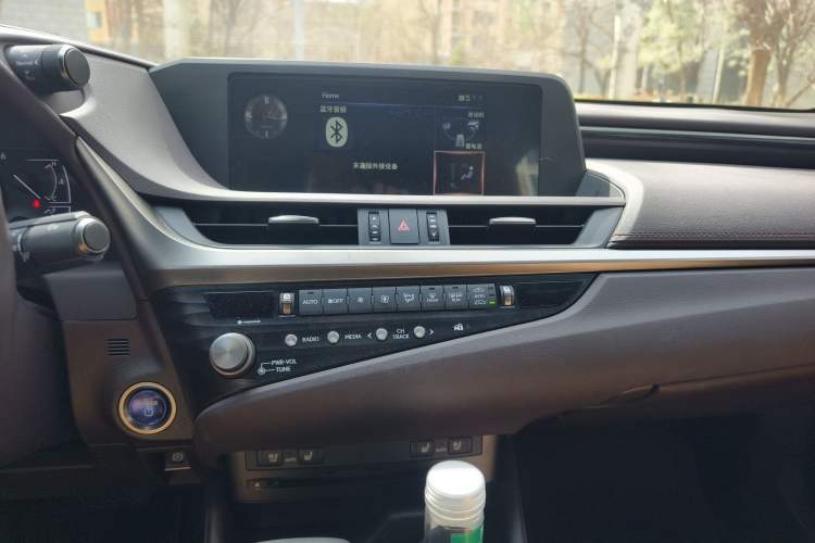 Used Lexus ES 2020 260 Deluxe Edition
