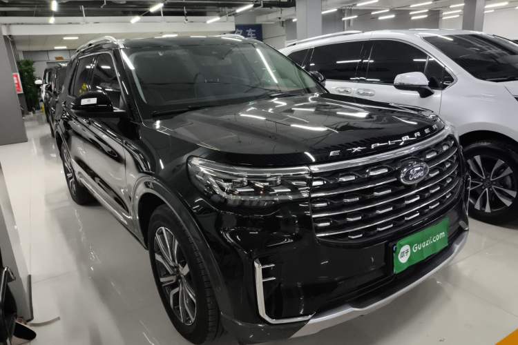 Used Ford Explorer 2023 EcoBoost 285 Four-Wheel Drive Titanium Edition 7-Seater
