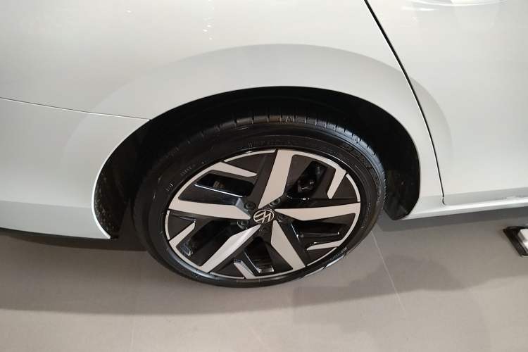 Used Volkswagen Lamando 2025 Lavida L 280TSI DSG Cool & Spicy Edition