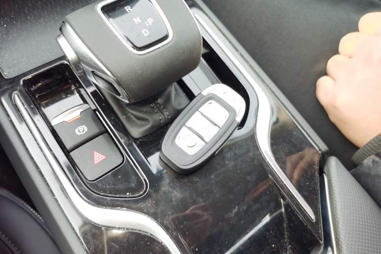 Used Hongqi E-QM5 2023 Revised Version Basic Travel Edition
