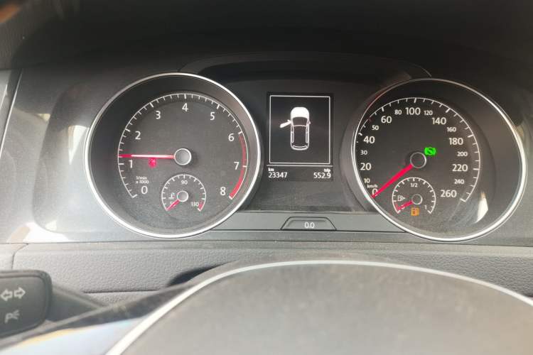 Used Volkswagen Golf 2019 200TSI DSG Comfort Version China VI Standard Instrument Cluster