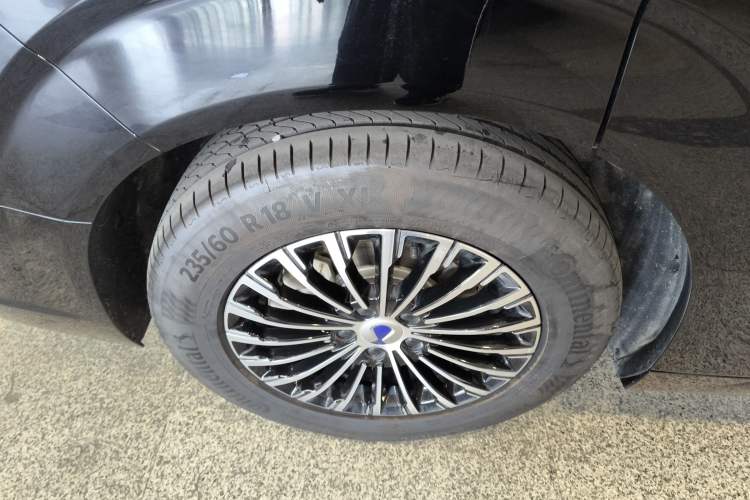 Used Denza D9 2024 DM-i 1050 Luxury Model