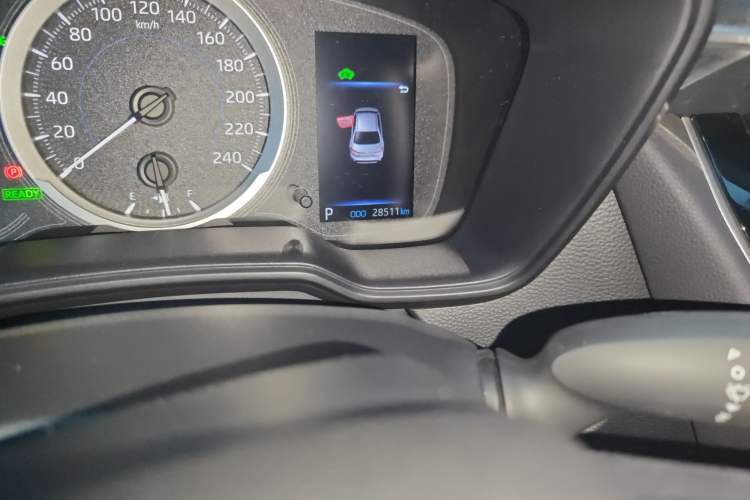 Used Toyota Levin 2019 Dual-Engine 1.8H E-CVT Entry-Level Model China VI Standard
