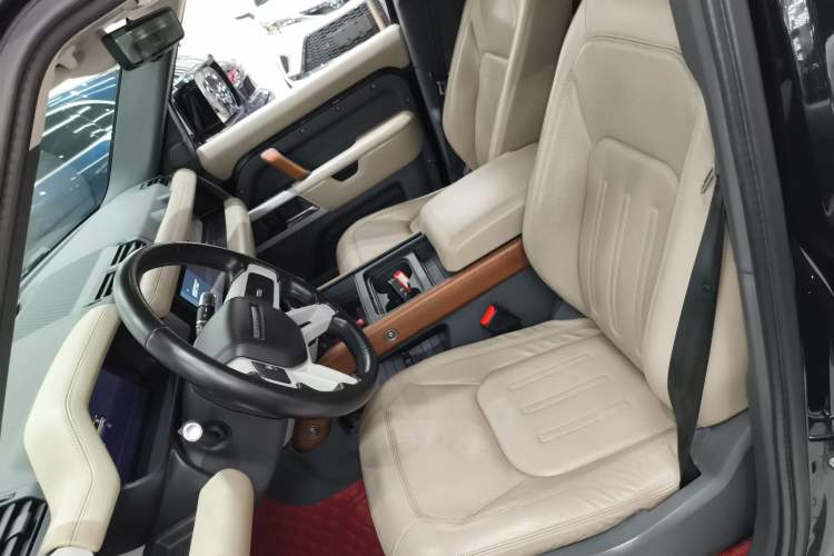 Used Land Rover Defender 2021 110 P400 Dark Special Edition Left Front Seat