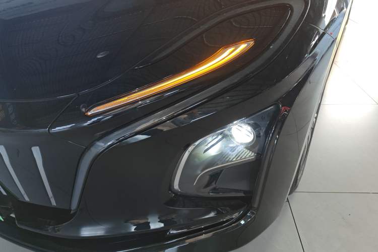 Used Hongqi E-QM5 2023 620km PLUS
