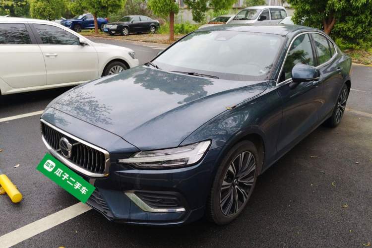 Used Volvo S60 2025 B4 Zhiyuan Luxury Edition