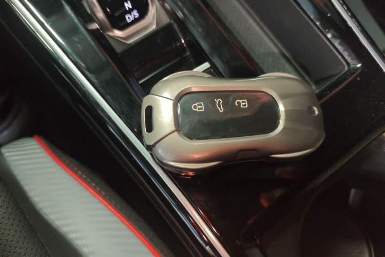 Used Volkswagen Lamando 2022 Lavida L 280TSI DSG Cool & Spicy Edition Vehicle Key