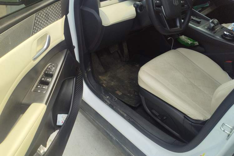 Used BYD Qin PLUS 2025 DM-i Smart Drive 120KM Superior Model
