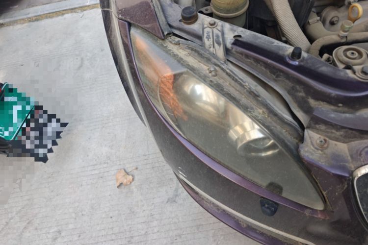 Used Lotus L5 2011 Sedan 1.6L Automatic Fashion Edition Right Front Headlight