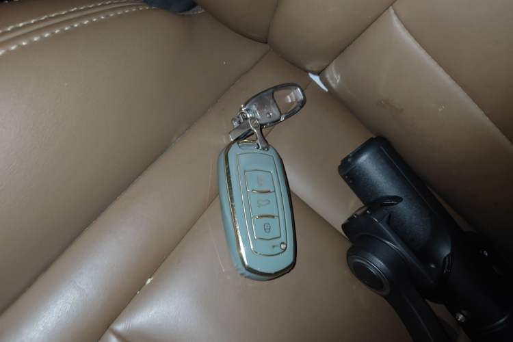 Used Geely Auto Emgrand X7 Sport 2016 1.8TD Automatic ZhiZun Version
