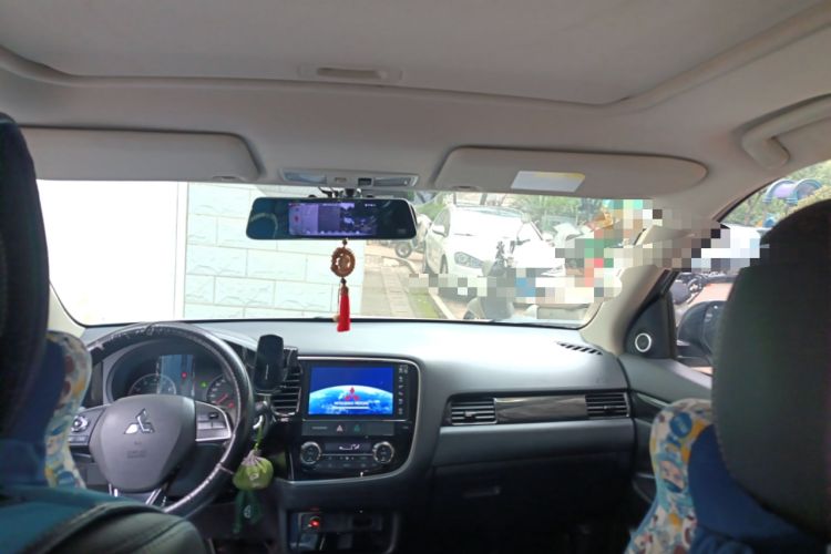 Used Mitsubishi Outlander 2017 2.0L Two-Wheel Drive Glory Edition 5 Seats