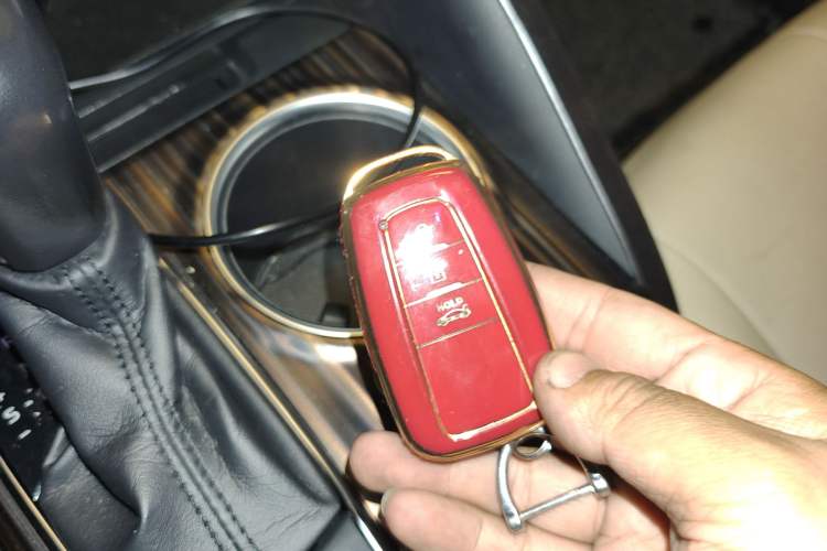 Used Toyota Camry 2018 2.0G Luxury Edition