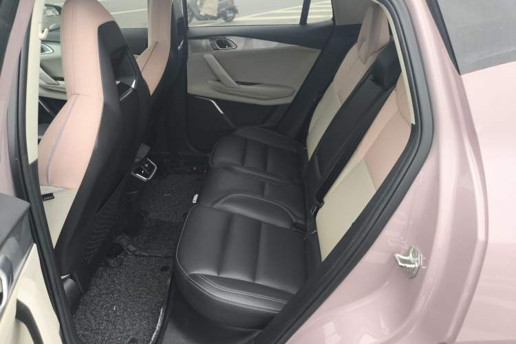 Used Lynk & Co 06 2023 Remix 1.5T Shero
