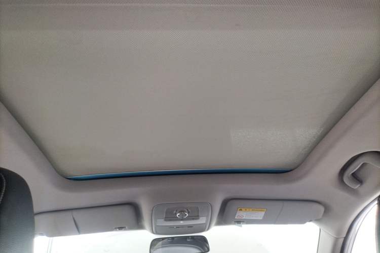 Used Roewe RX5 2016 20T Two-Wheel Drive Automatic Internet Smart Edition